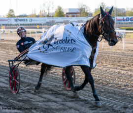 2 Cruiser - Johan Untersteiner | Jägersro 260429 Foto: Stefan Olsson