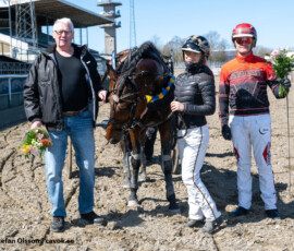 2 Second Serve | Jägersro 260421 Foto: Stefan Olsson