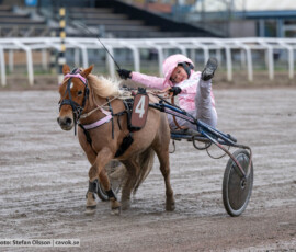 Illiana och Alice Segovia | Jägersro 261017 | Foto: Stefan Olsson